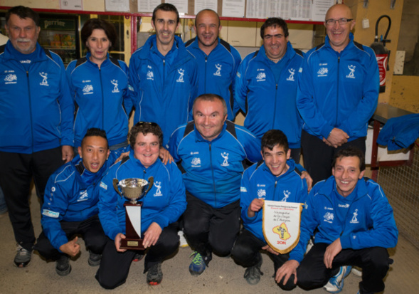 2eme Titre dans cette épreuve pour la Joyeuse Pétanque Capdenacoise 2eme Titre dans cette épreuve pour la Joyeuse Pétanque Capdenacoise