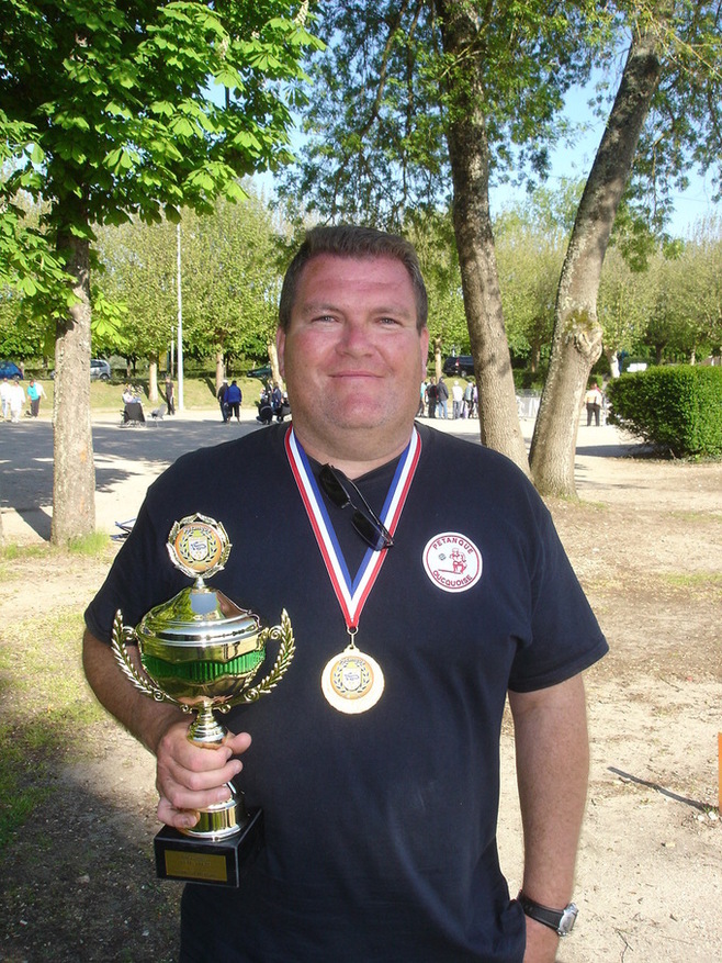 CHAMPIONS TÊTE A TÊTE CHAMPIONS TÊTE A TÊTE