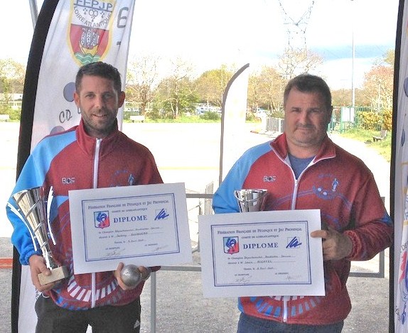 JEREMY ET LOUIS JEREMY ET LOUIS