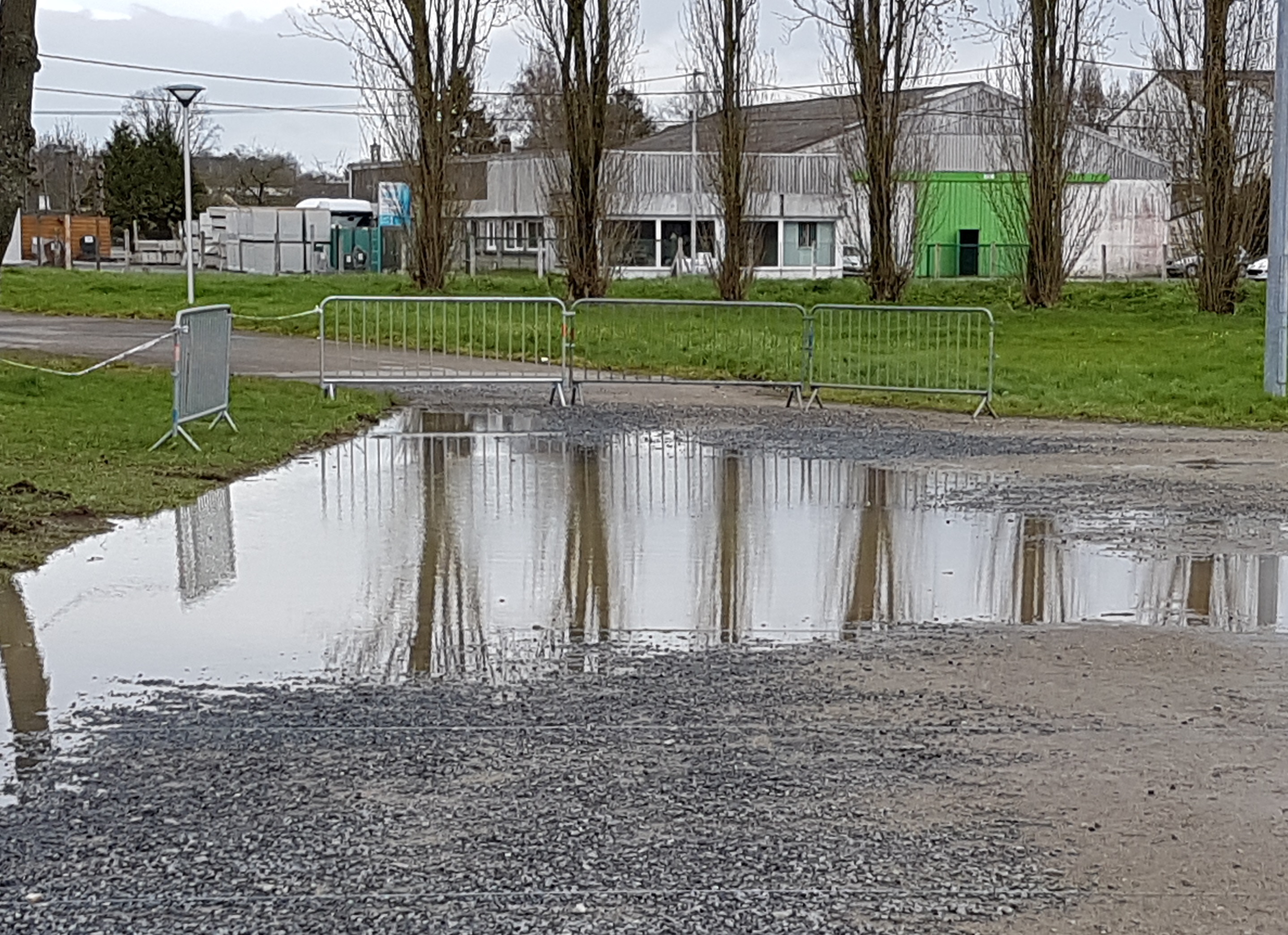 OH OH QUE D EAU OH OH QUE D EAU