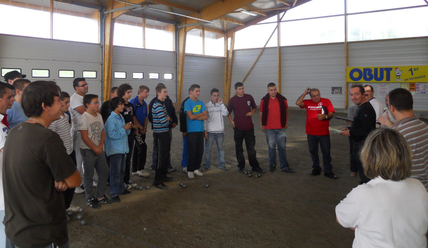 la selection espoir jeunes pétanqueurs des pays de loire en stage à chateaubriant la selection espoir jeunes pétanqueurs des pays de loire en stage à chateaubriant