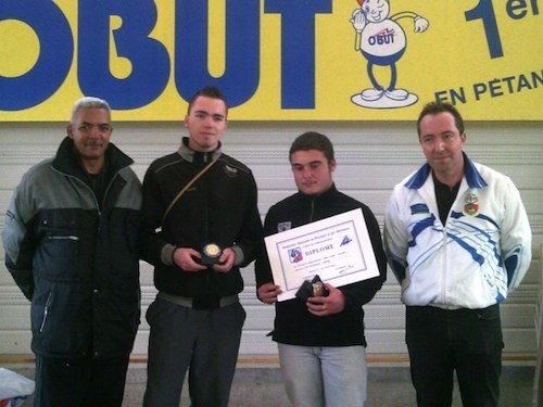 UN CHAMPION DEPARTEMENTAL JUNIORS