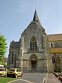 L'église de Beaumont-En-Auge, le terrain juste devant!