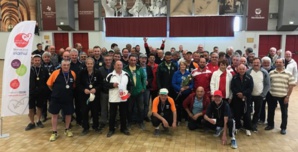 Le groupe des joueurs et des bénévoles Le groupe des joueurs et des bénévoles