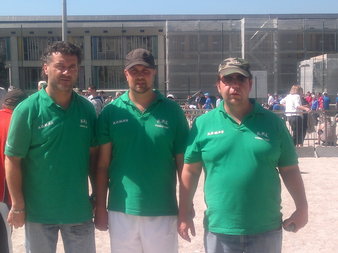 LES FAVORIS AU RENDEZ-VOUS . LES FAVORIS AU RENDEZ-VOUS .