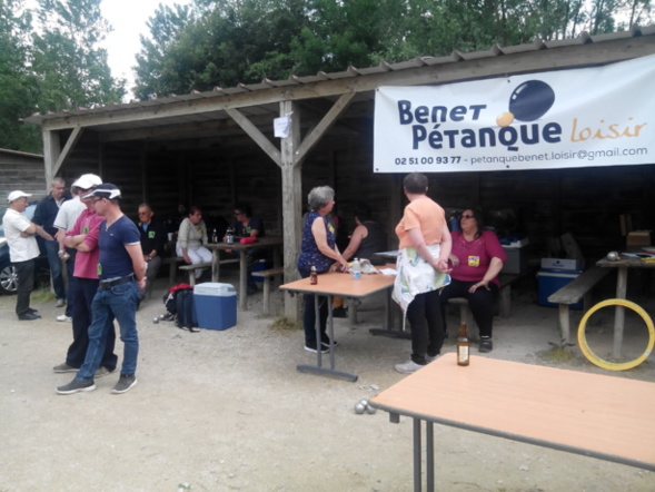 Journée du club au Mazeau Journée du club au Mazeau