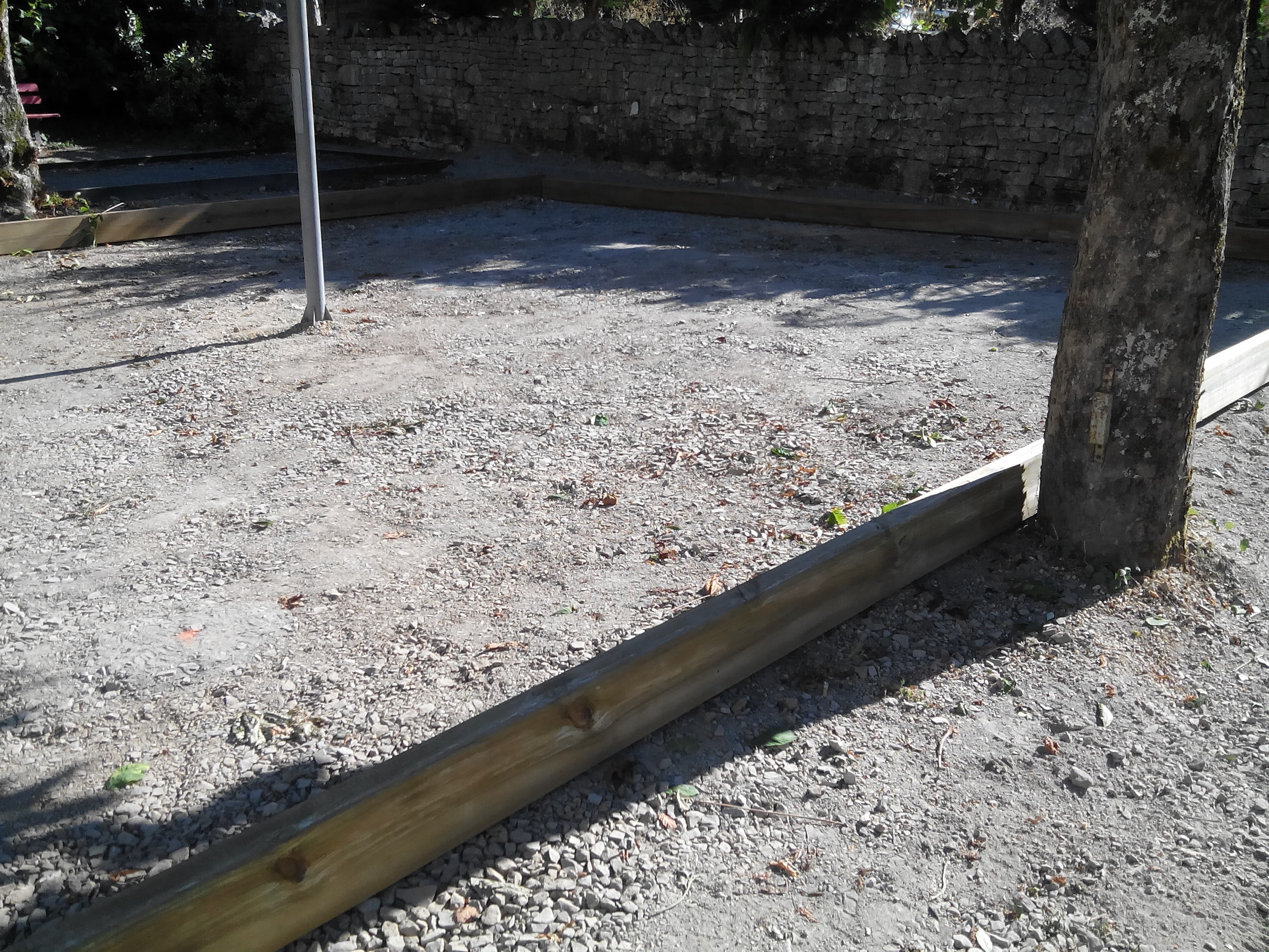 C'est parti pour les travaux de réfection et d'agrandissement de notre petit Boulodrome !🙂 C'est parti pour les travaux de réfection et d'agrandissement de notre petit Boulodrome !🙂