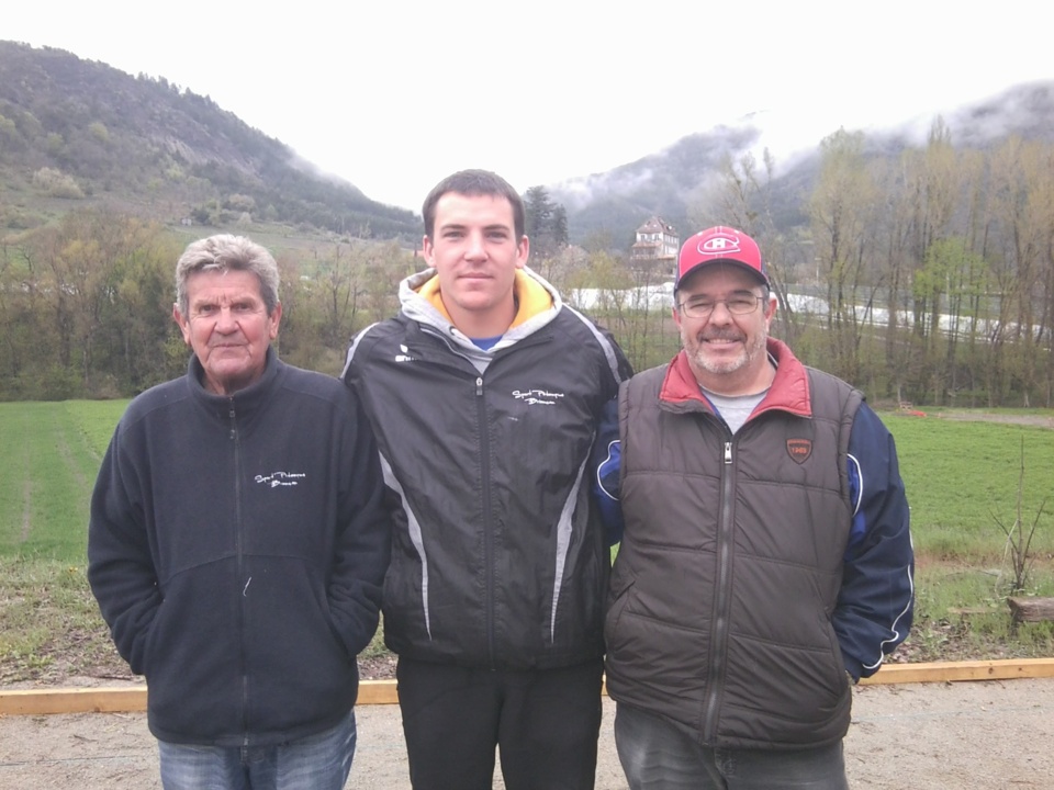 Claude , Damien et Gilles qualifiés pour la ligue Claude , Damien et Gilles qualifiés pour la ligue
