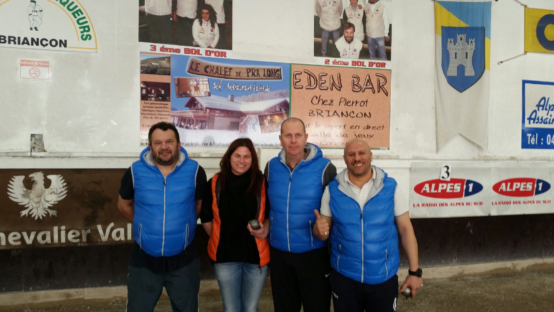 l"équipe Yassine Bénatia l"équipe Yassine Bénatia