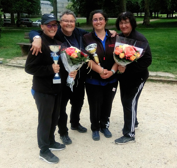 Doublette féminin à Mennecy Doublette féminin à Mennecy