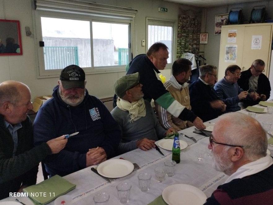 2024-11-09 AGO (7) 2024-11-09 AGO (7)