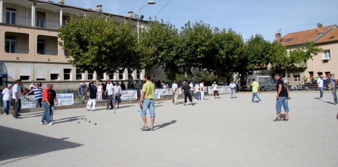 MOLINAS JACQUES ET JOSEPH,AVEC BAPTISTE LAUREAT 2011