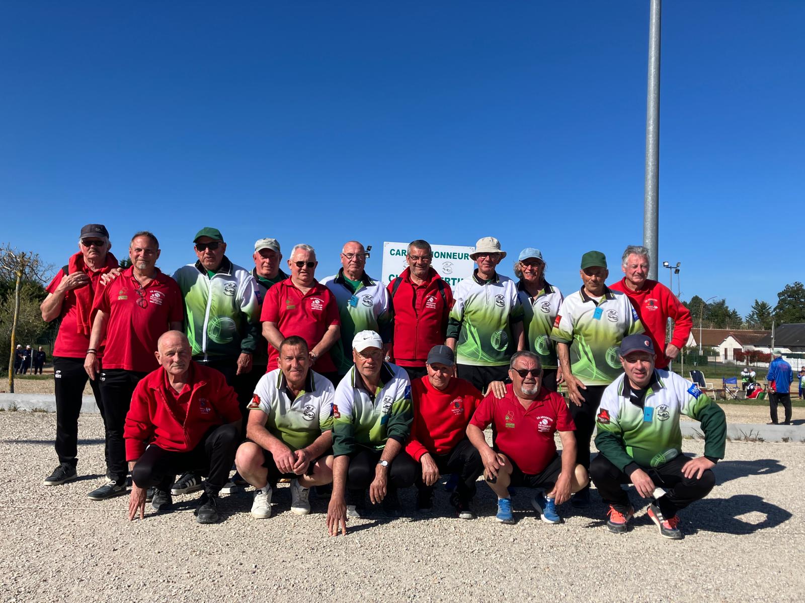 Les deux équipes Les deux équipes