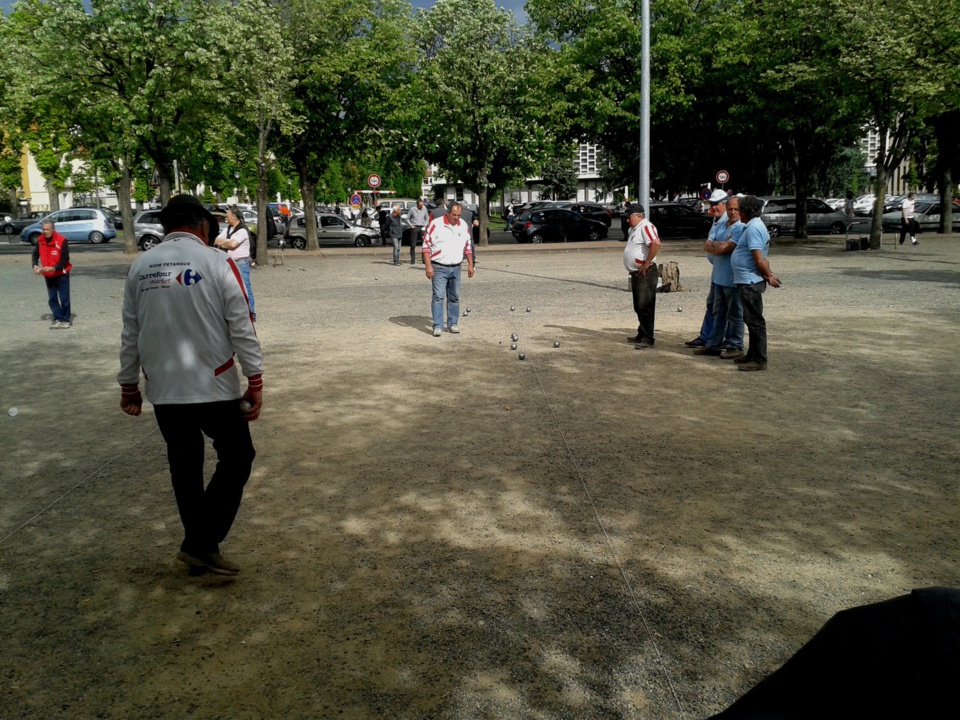 30 Avril 2015 aux BUGHES 30 Avril 2015 aux BUGHES