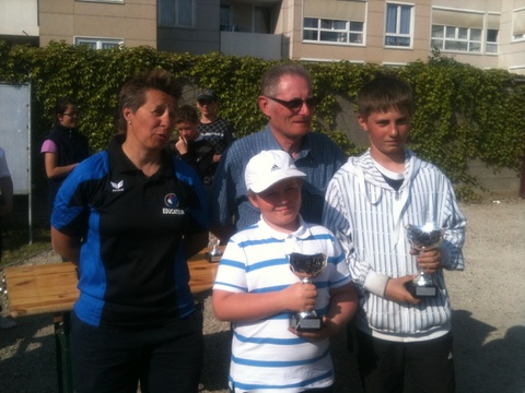 Kévin Bellement à Gauche vice-champion Cadet.JPG Kévin Bellement à Gauche vice-champion Cadet.JPG