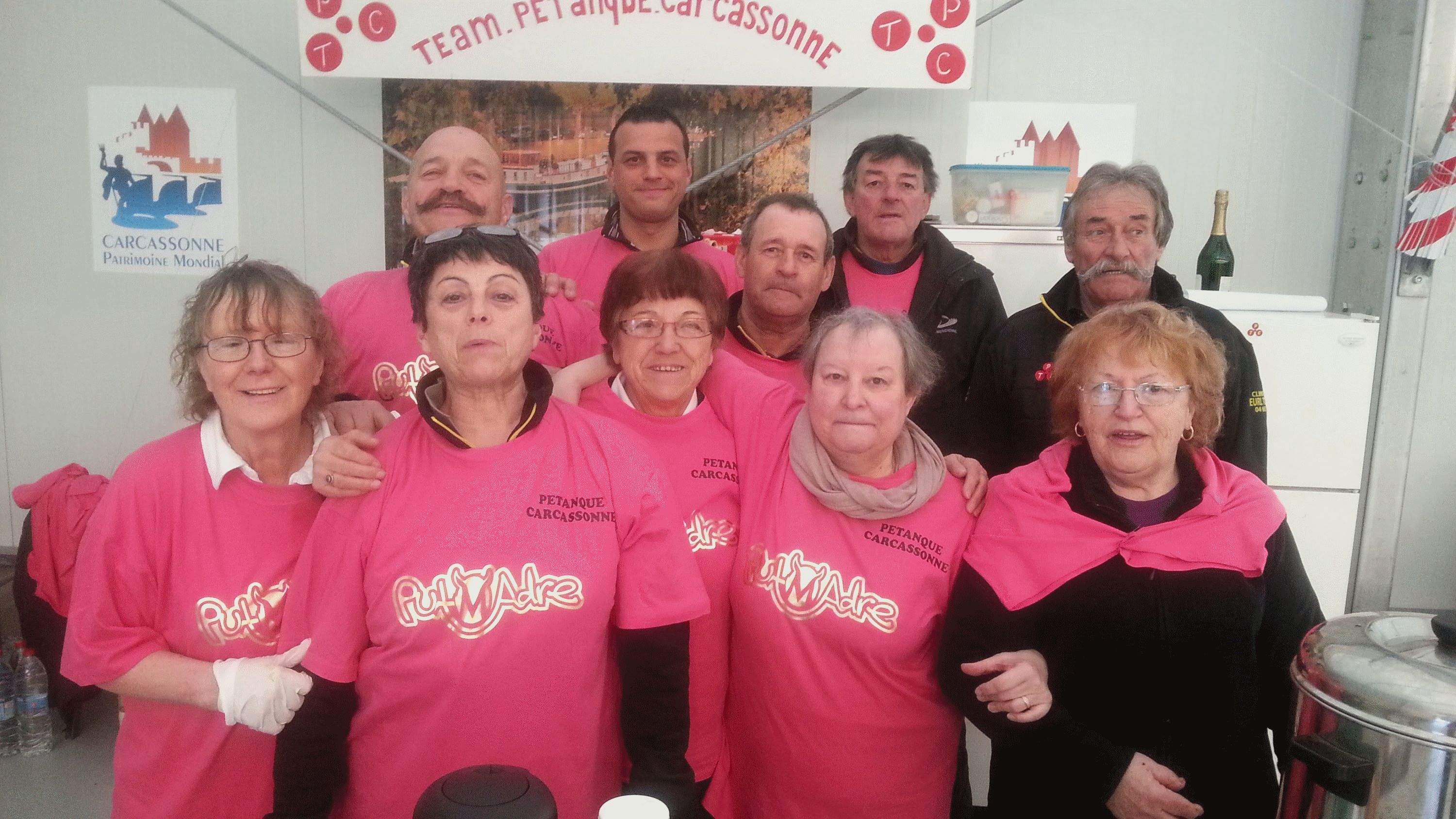 l équipe de bénévoles pour le qualif a carcassonne