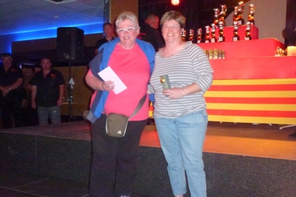 Les filles de Fontenay Nathalie et Marie a l'honneur