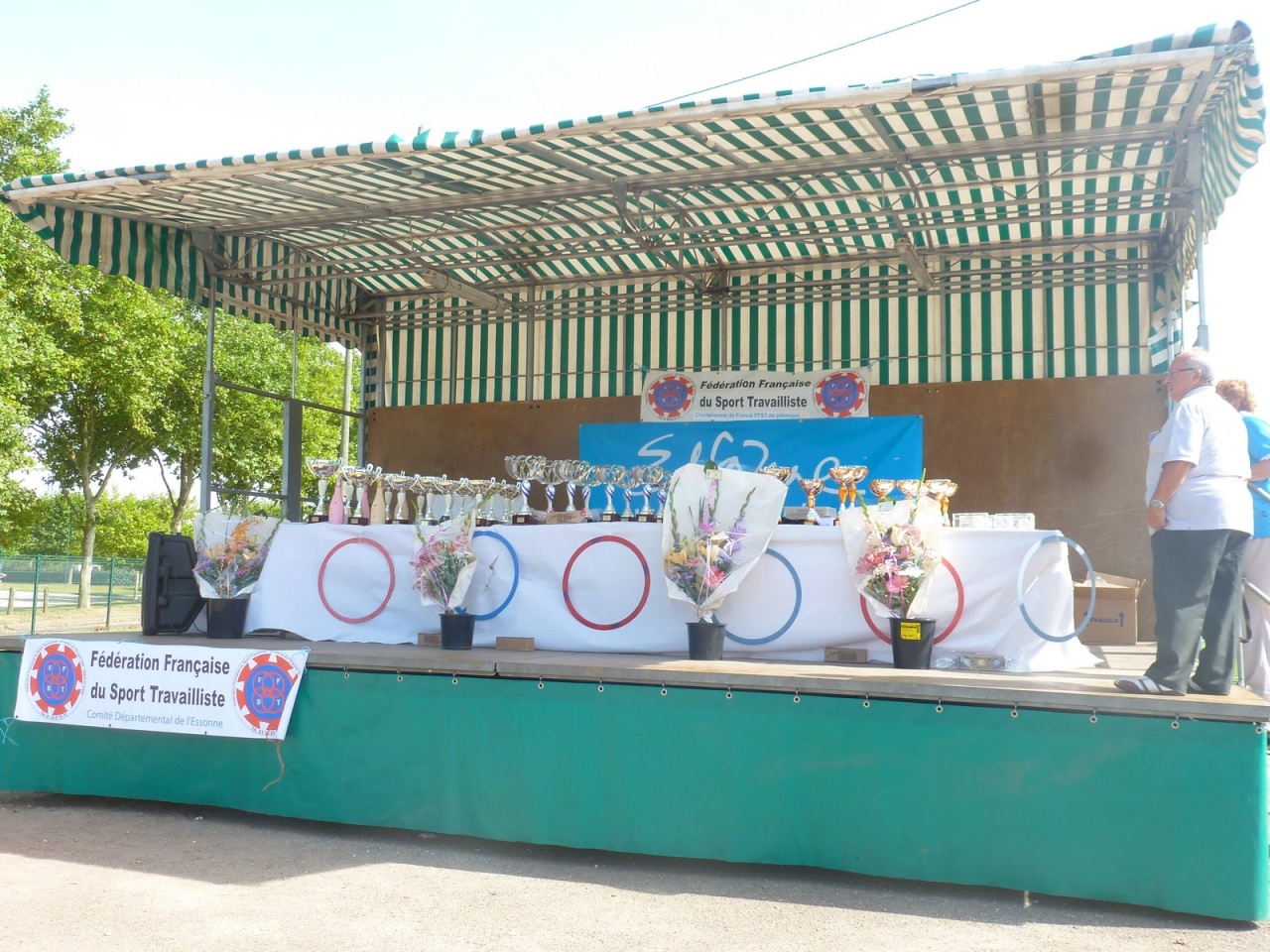 P1070272 (Copier) P1070272 (Copier)