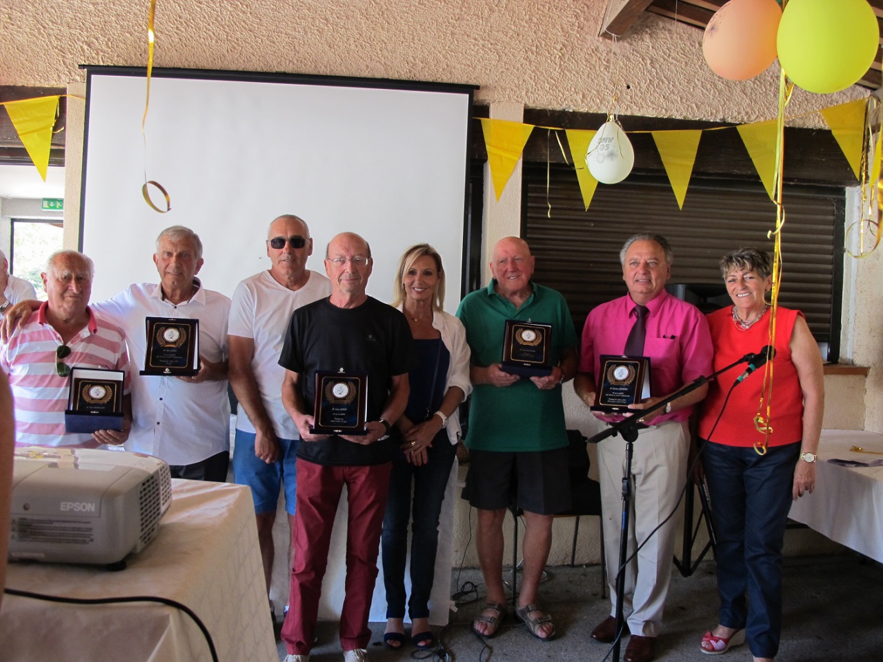 LES ANCIENS PRESIDENTS A L HONNEUR LES ANCIENS PRESIDENTS A L HONNEUR