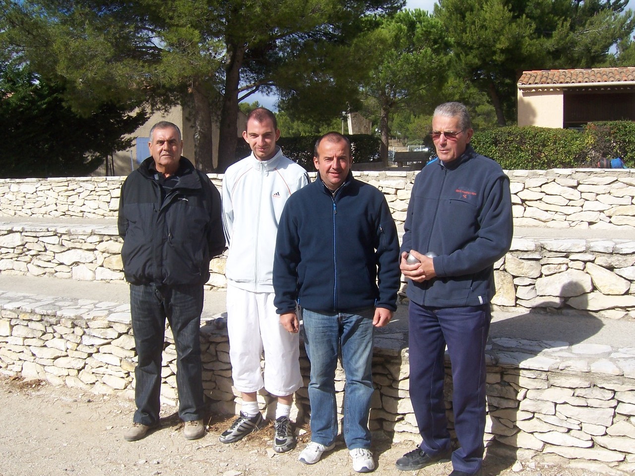 16-10-2010 Les demi-finalistes du Championnat du groupe JP 006.jpg 16-10-2010 Les demi-finalistes du Championnat du groupe JP 006.jpg