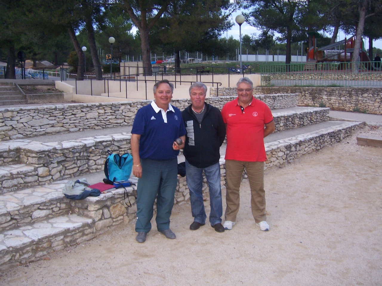 19-10-2013 Venelles - Christian Gramondi, champion pétanque, Serge Musso, Didier Quicke, vice-champion 009 19-10-2013 Venelles - Christian Gramondi, champion pétanque, Serge Musso, Didier Quicke, vice-champion 009