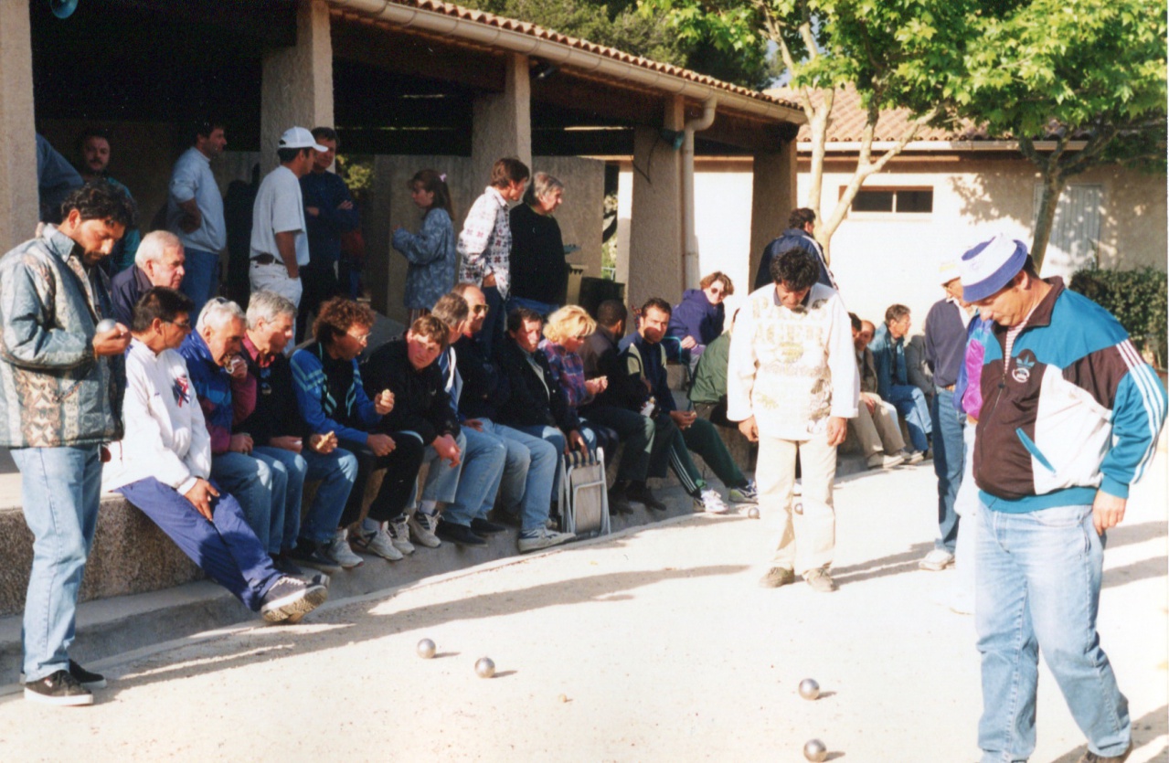 1993 Une partie très disputée lors des quatre journées boulistes img007