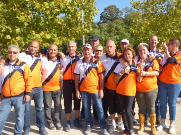 Bonne année solidaire à tous  Bonne année solidaire à tous