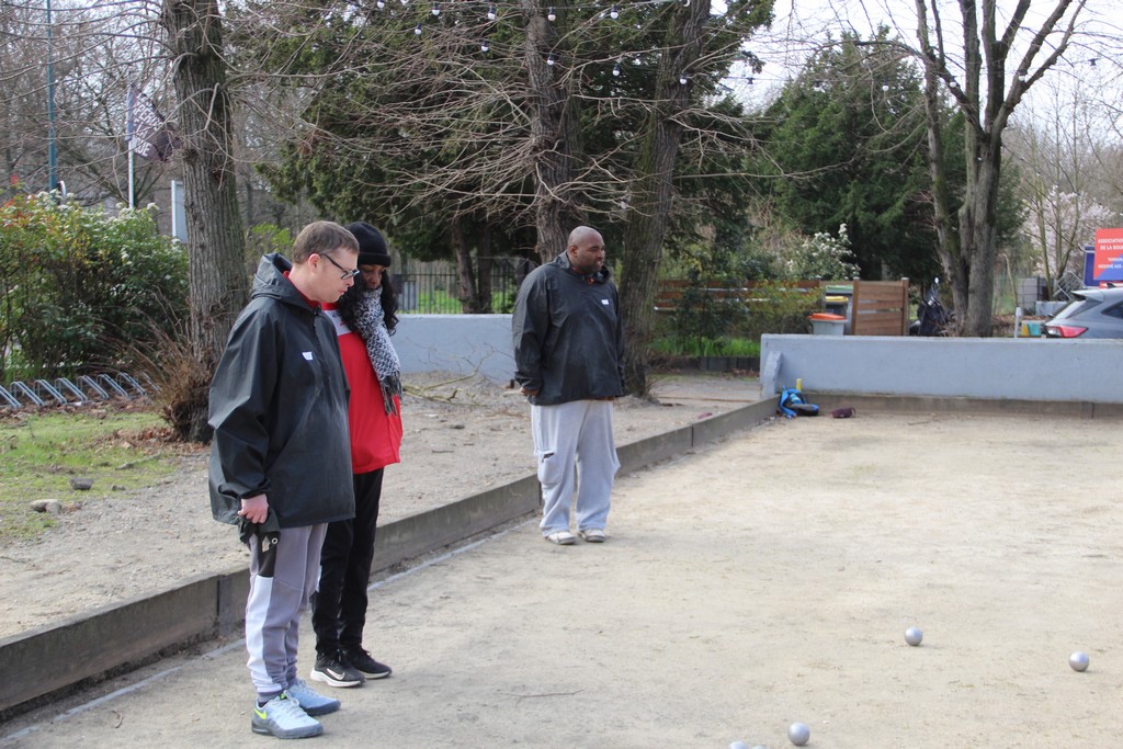 Chpt. Rég. 75 (33) Chpt. Rég. 75 (33)