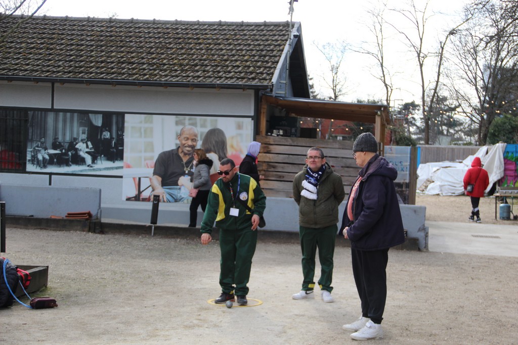 Chpt. Rég. 75 (77) Chpt. Rég. 75 (77)