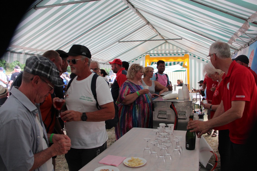 Châteauneuf-sur-Loire 2025 (30) Châteauneuf-sur-Loire 2025 (30)