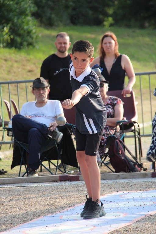 Châteauneuf-sur-Loire 2025 (36) Châteauneuf-sur-Loire 2025 (36)