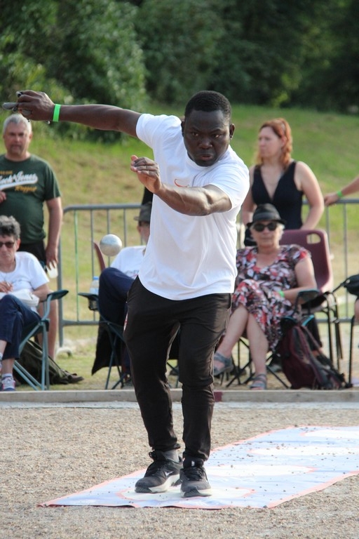 Châteauneuf-sur-Loire 2025 (39) Châteauneuf-sur-Loire 2025 (39)