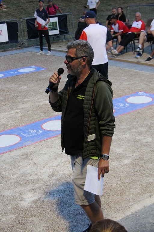 Châteauneuf-sur-Loire 2025 (71) Châteauneuf-sur-Loire 2025 (71)