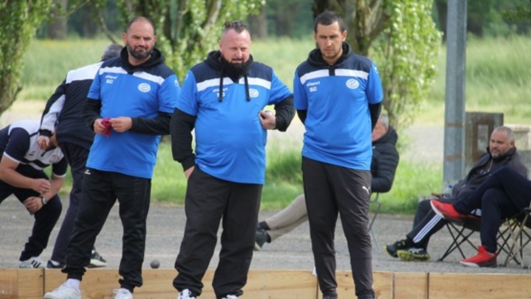 LUCCHESI SORRENTINO ONDE en grande forme et le vent en poupe ! LUCCHESI SORRENTINO ONDE en grande forme et le vent en poupe !