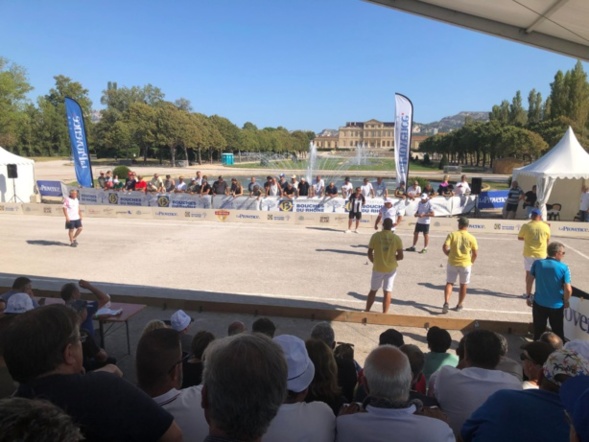 Vue du magnifique carré final au pied du Chateau Borély Vue du magnifique carré final au pied du Chateau Borély