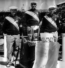 Lilou Maurin la légende avec Barbier et Marchesani Champions de France 1964 pour le Var, à l'époque il n'y avait pas de maillot mais une écharpe ! Lilou Maurin la légende avec Barbier et Marchesani Champions de France 1964 pour le Var, à l'époque il n'y avait pas de maillot mais une écharpe !