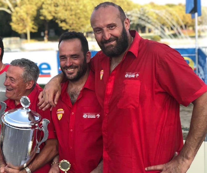 Roger Casini André Jullien et Julien Ravotti vainqueurs 2019 et dans la légende du Provençal Roger Casini André Jullien et Julien Ravotti vainqueurs 2019 et dans la légende du Provençal