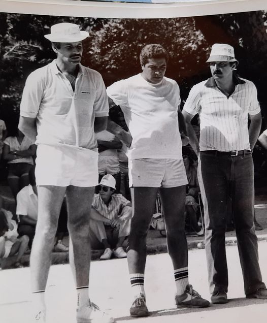 Claude Ruiz ici au milieu avec Jeannot Calvez et René Mussi le parcours dans ce Provençal s'arrêtera en quarts. (Photo Les anciennes gloires du JP)