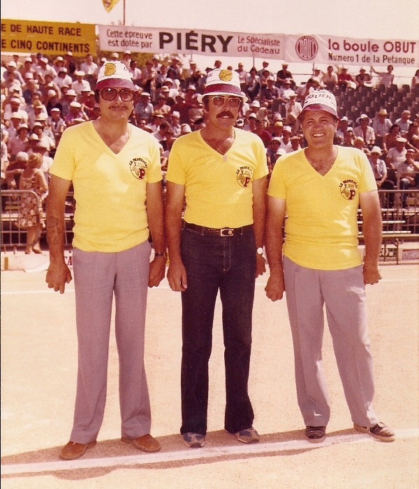 2613677-3687859 2613677-3687859