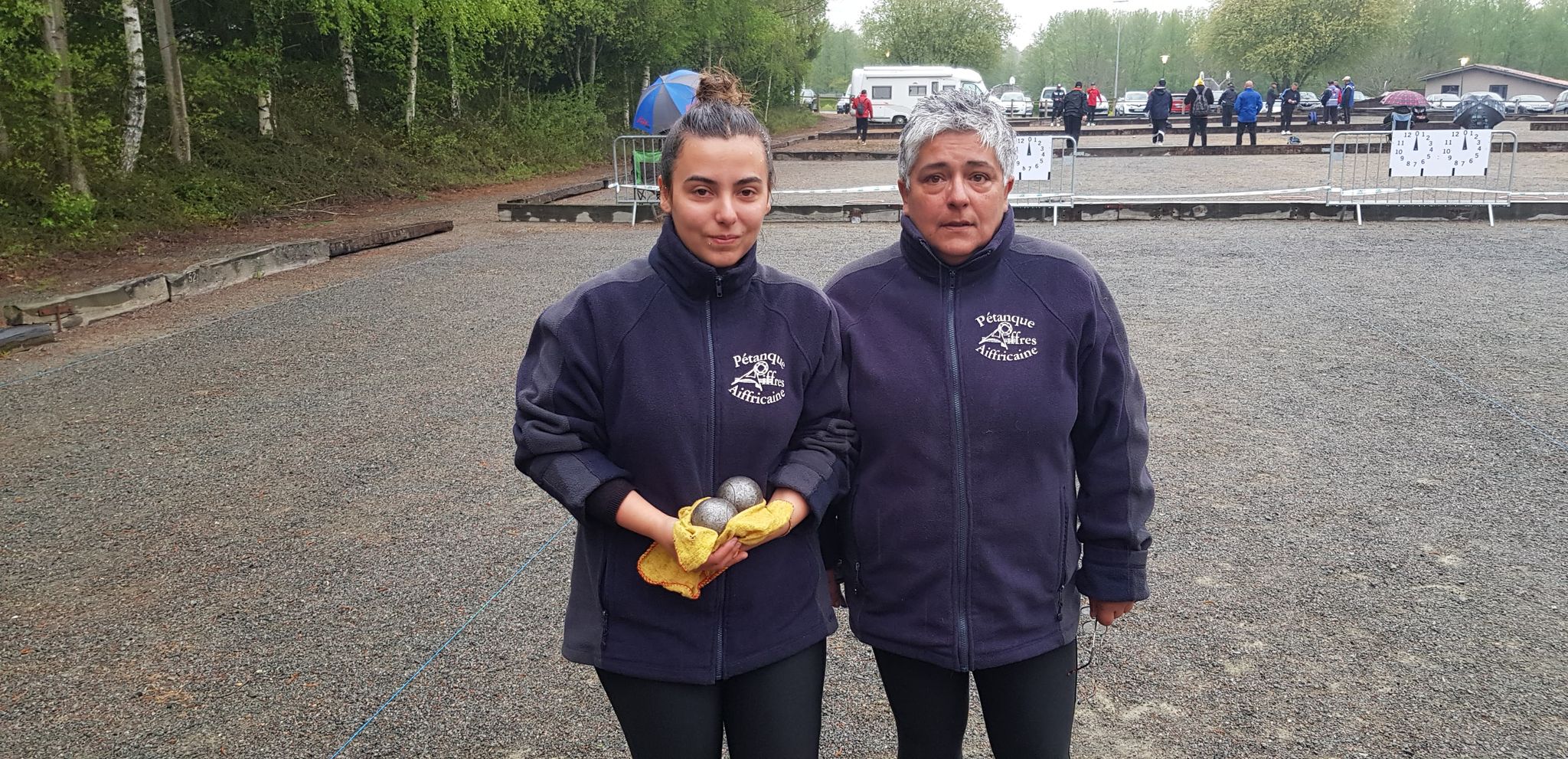 DOUBLETTE FEMININ DOUBLETTE FEMININ