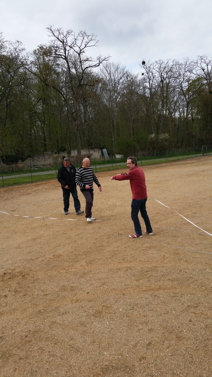 Traçage des terrains pour les 4ème et 5ème journées du championnat des clubs Traçage des terrains pour les 4ème et 5ème journées du championnat des clubs