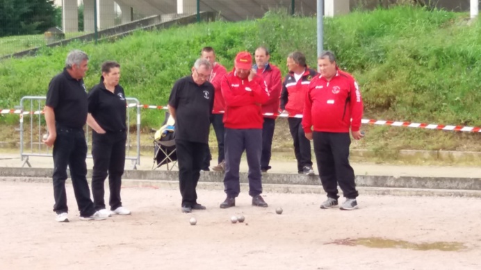 Résultats championnat du Cher triplettes vétérans 2016 - Beau parcours mais avec quelques regrets au final... Résultats championnat du Cher triplettes vétérans 2016 - Beau parcours mais avec quelques regrets au final...