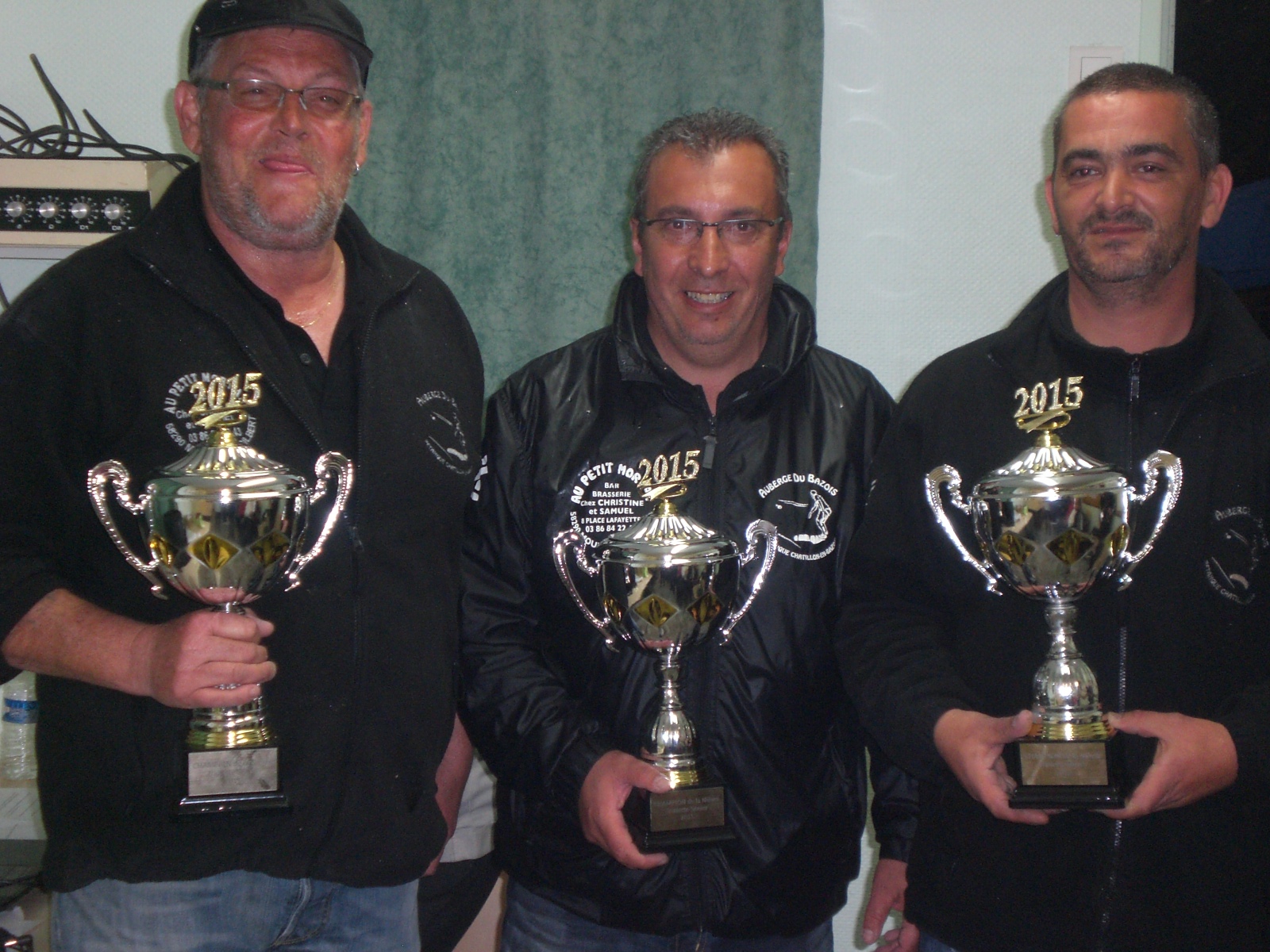 CHAMPIONNATS TRIPLETTES ET DOUBLETTES JEUNES 2015 CHAMPIONNATS TRIPLETTES ET DOUBLETTES JEUNES 2015