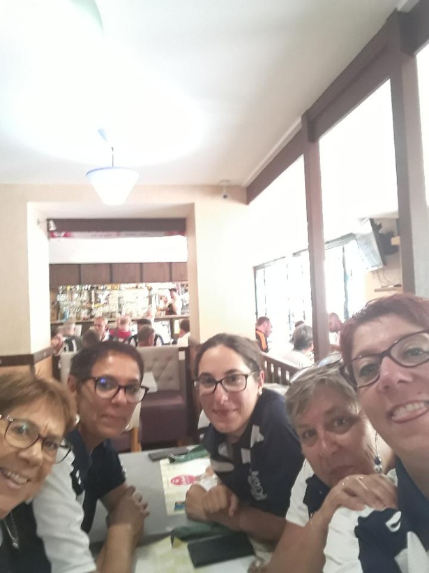 Bon petit repas à l'Agriculture à Château-Chinon dans une bonne ambiance Bon petit repas à l'Agriculture à Château-Chinon dans une bonne ambiance