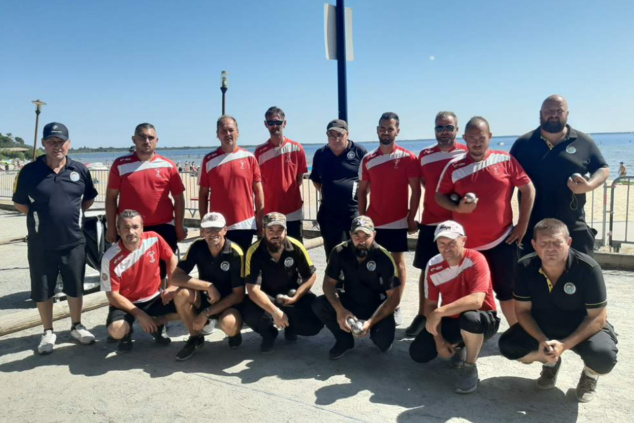 C.D.C. Séniors Arcachon / Cazaux. Les 2 équipes! C.D.C. Séniors Arcachon / Cazaux. Les 2 équipes!