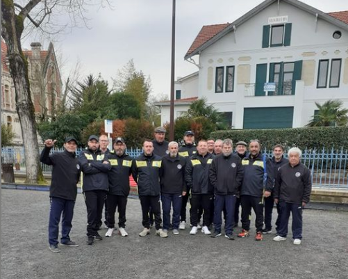 Du monde au parc Mauresque ce dimanche! Du monde au parc Mauresque ce dimanche!