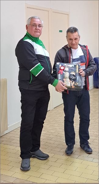 RECOMPENSE 1ér JOUEUR SENIOR BOURDIN PHILIPPE. RECOMPENSE 1ér JOUEUR SENIOR BOURDIN PHILIPPE.