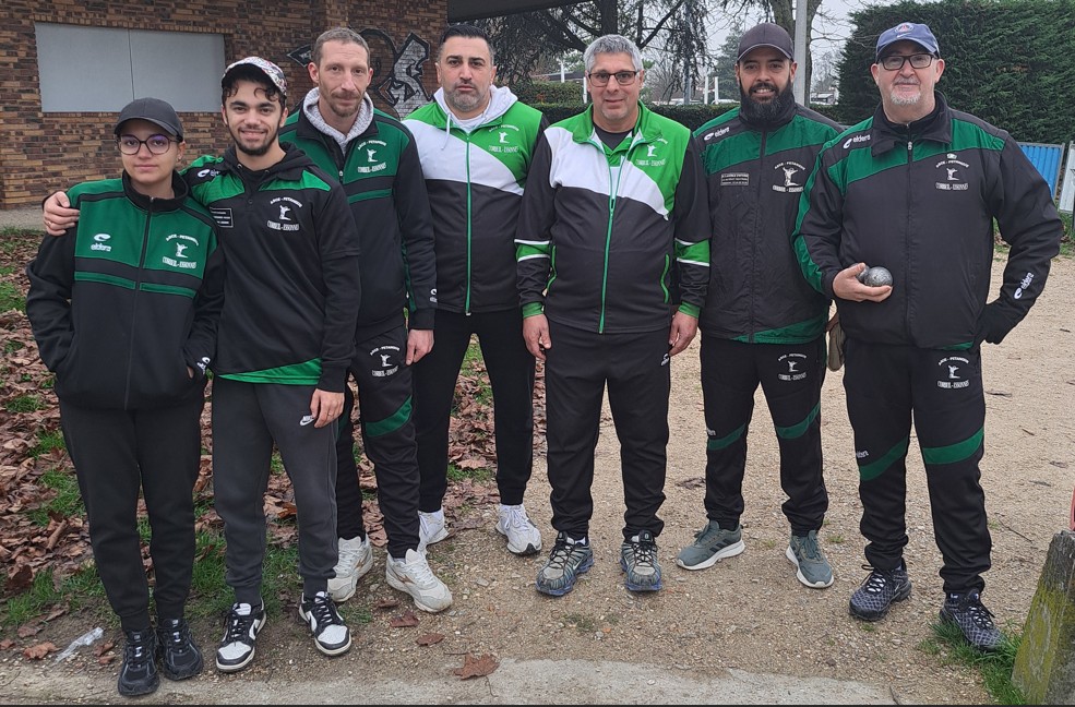 Léane - Lorenzo - Cédric - Erdal - Pascal - Faris - Guy.