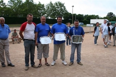 Les vainqueurs de l'Enduro VELUT-WINTERSTEIN-TOUBIO aux côtés de Sébastien RHETAT