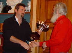 Remise de récompense pour l'équipe B de l'AS Cérilly. Remise de récompense pour l'équipe B de l'AS Cérilly.